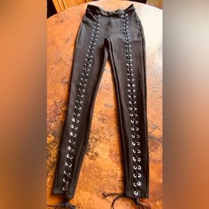 Fashion Nova leggings